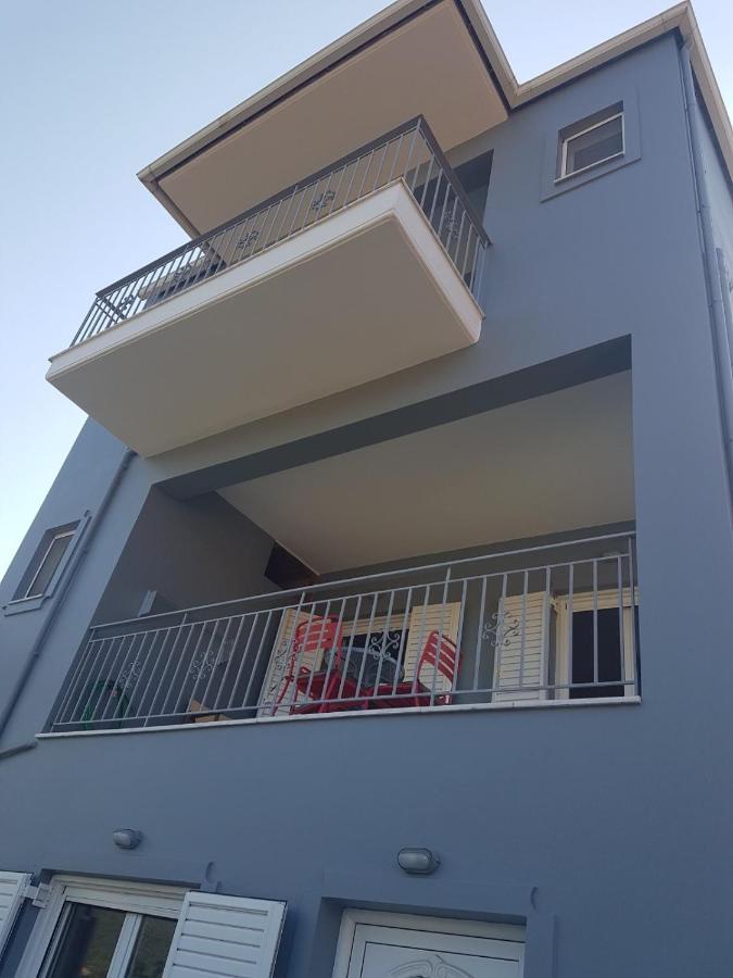 Eva'S Apartments Nafpaktos Luaran gambar