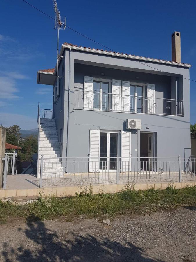 Eva'S Apartments Nafpaktos Luaran gambar