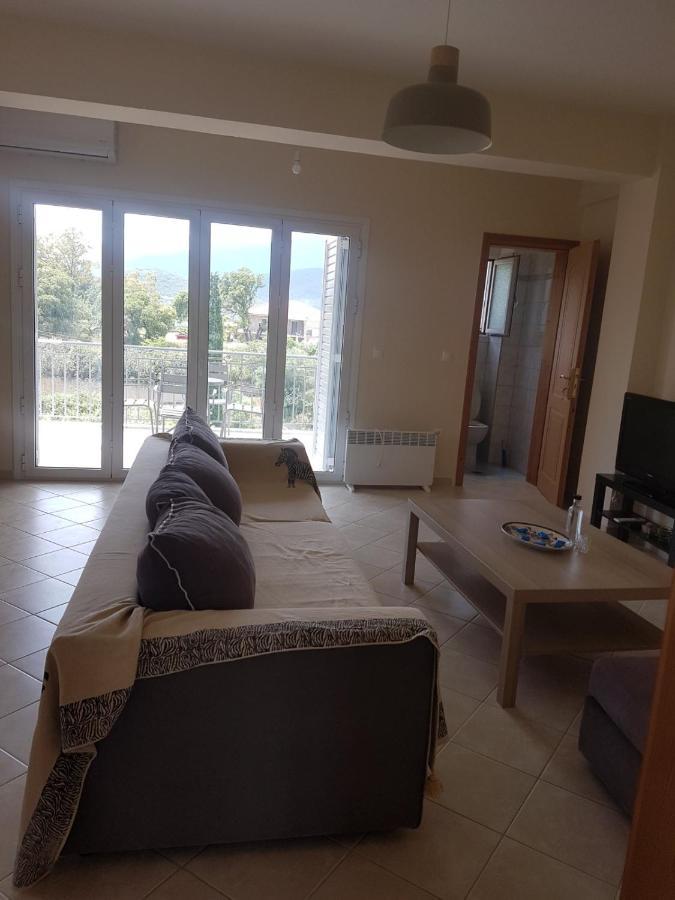 Eva'S Apartments Nafpaktos Luaran gambar